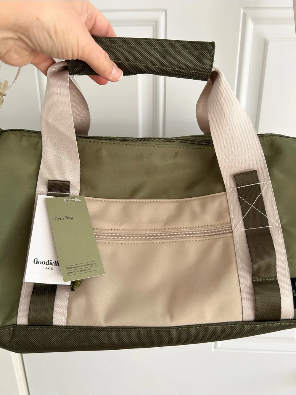 NWT Goodfellow Men’s Large Green Tan Canvas Duffle Gym Bag Interior Organization